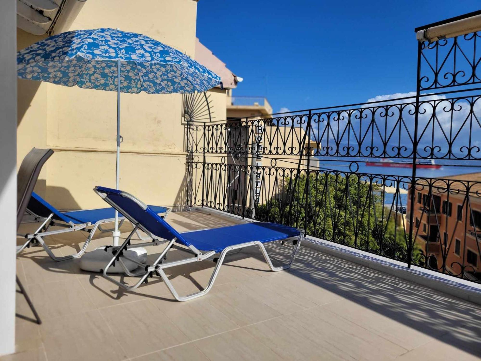Appartement Kiki'S Penthouse à Corfu  Extérieur photo