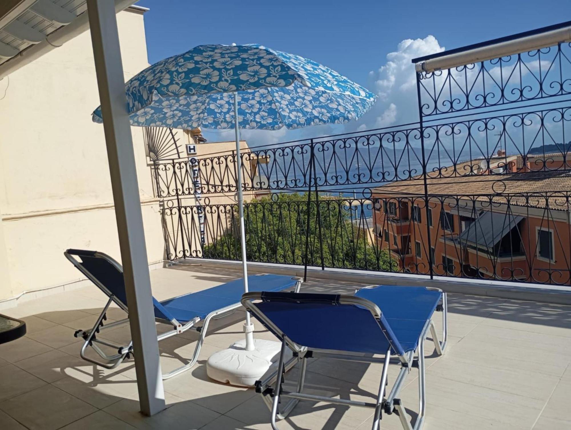 Appartement Kiki'S Penthouse à Corfu  Extérieur photo